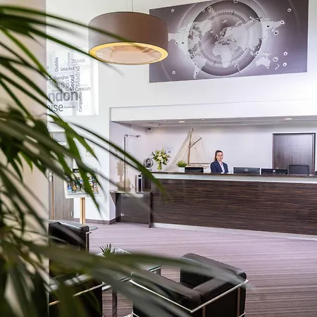 Westotel Life Nantes 4*