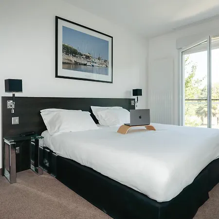 Westotel Life Nantes Aparthotel 4*