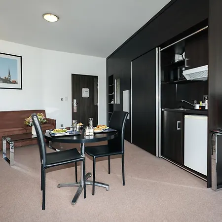 Aparthotel Westotel Life Nantes 4*