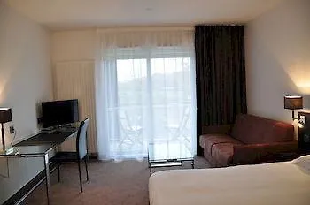 شقة فندقية Westotel Life Nantes 4*
